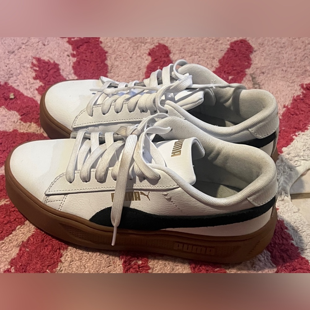 Puma White and Black Sneakers with Gum Sole